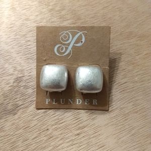 Plunder Design Devan silver stud earrings